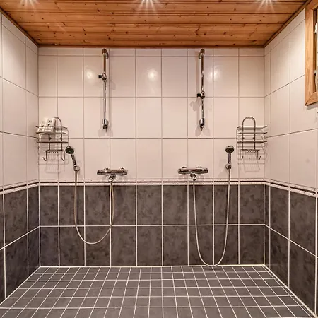 Вилла Pirkkalinna By Aavalevi *