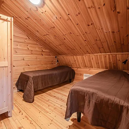 Вилла Pirkkalinna By Aavalevi Леви